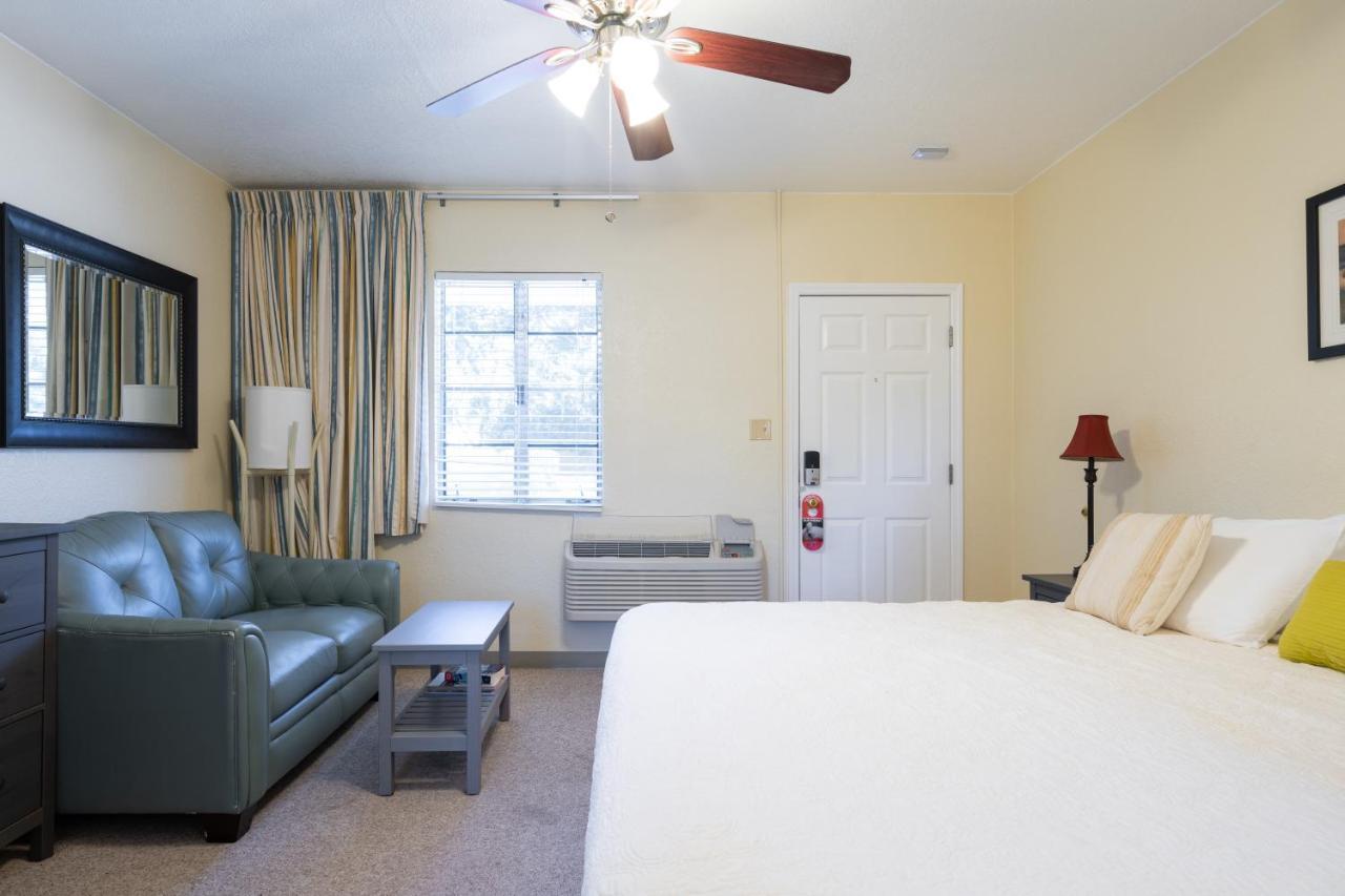 Mar Bay Exclusive Suites Safety Harbor Extérieur photo