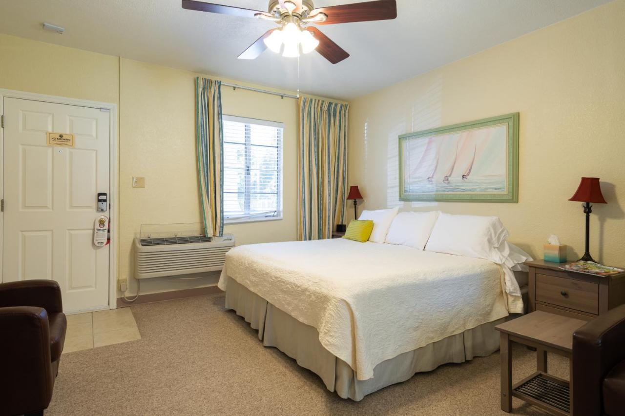 Mar Bay Exclusive Suites Safety Harbor Extérieur photo